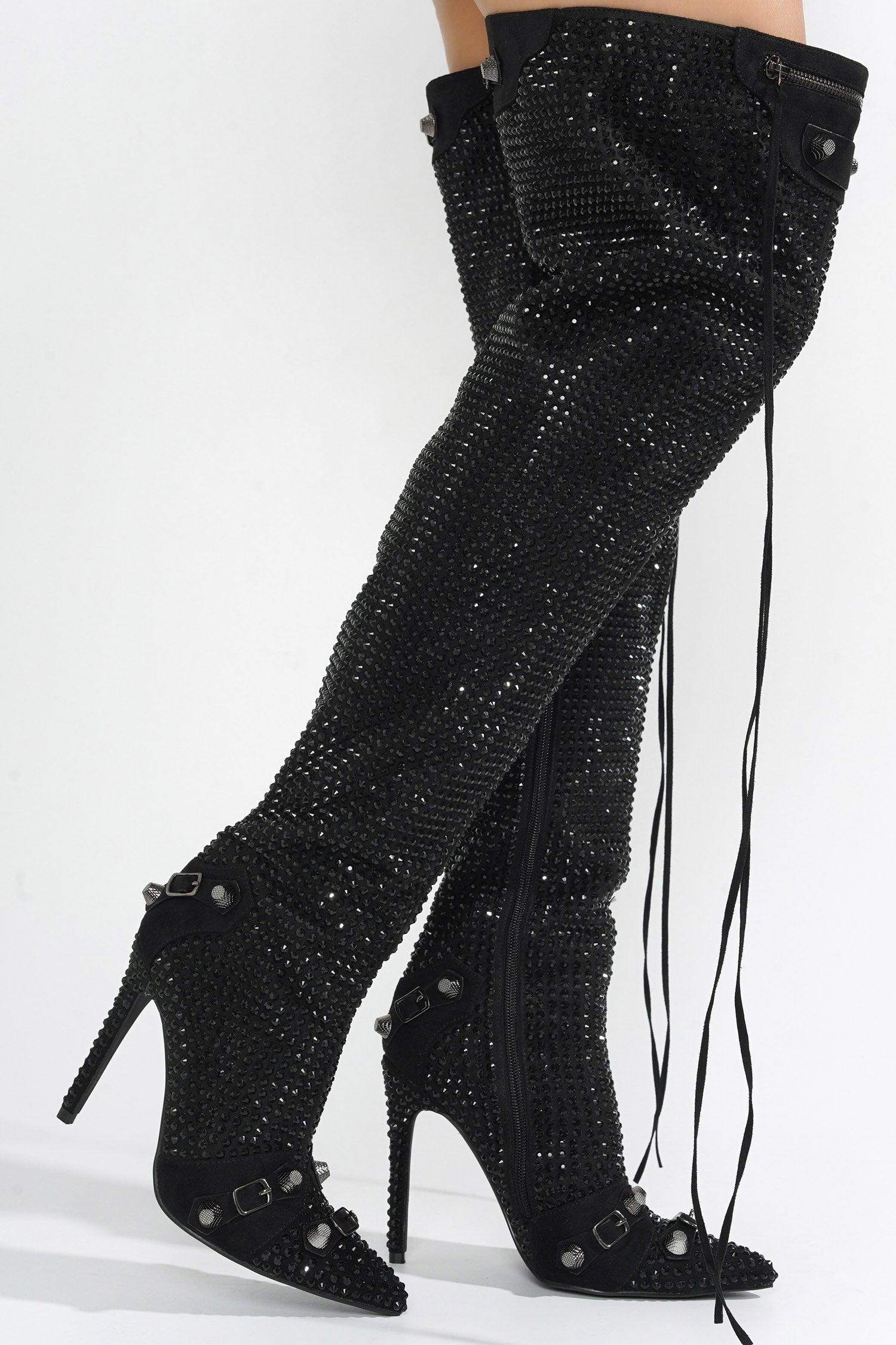 CAPE ROBBIN BESSEMER - BLACK