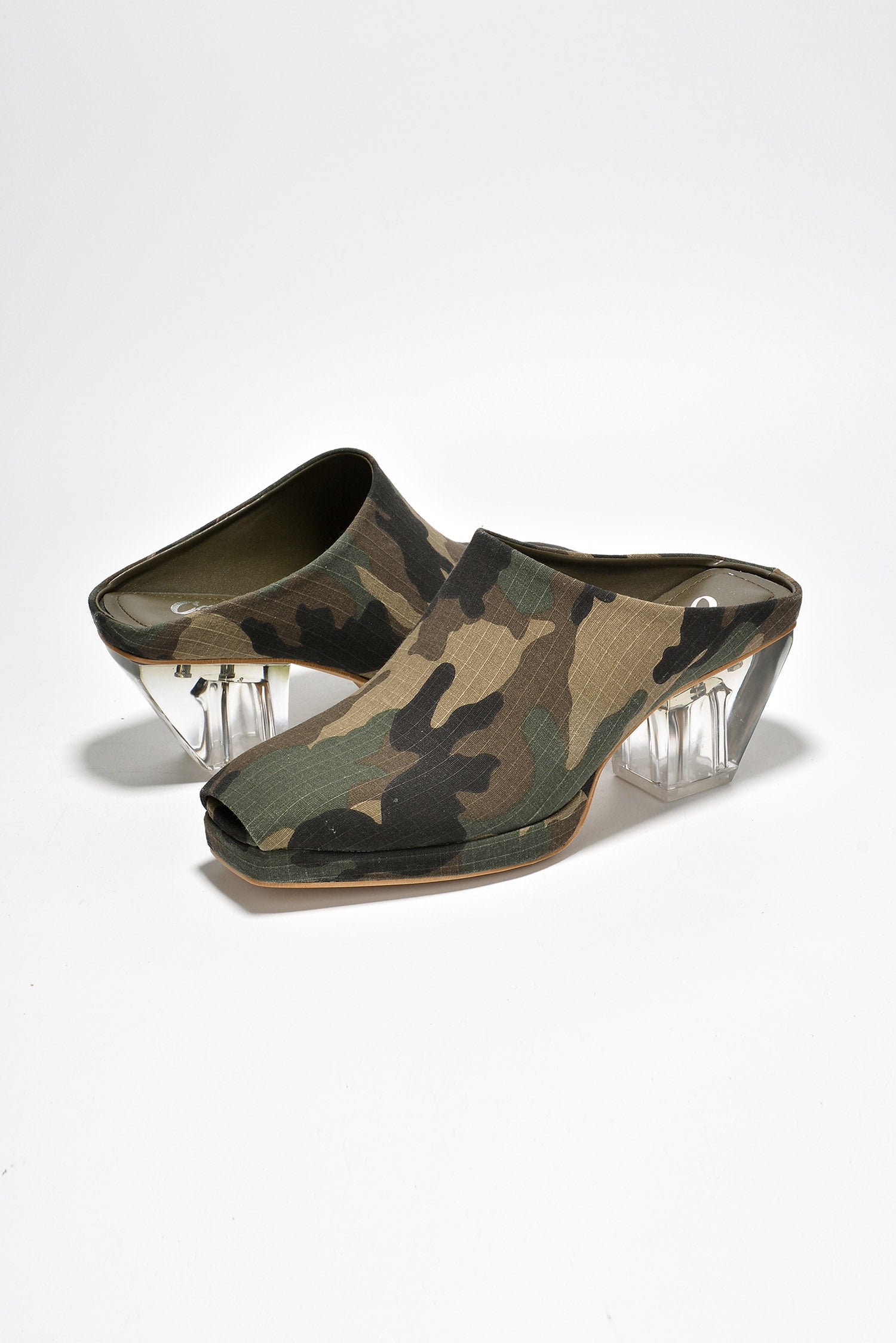 CAPE ROBBIN CARLY - CAMOUFLAGE