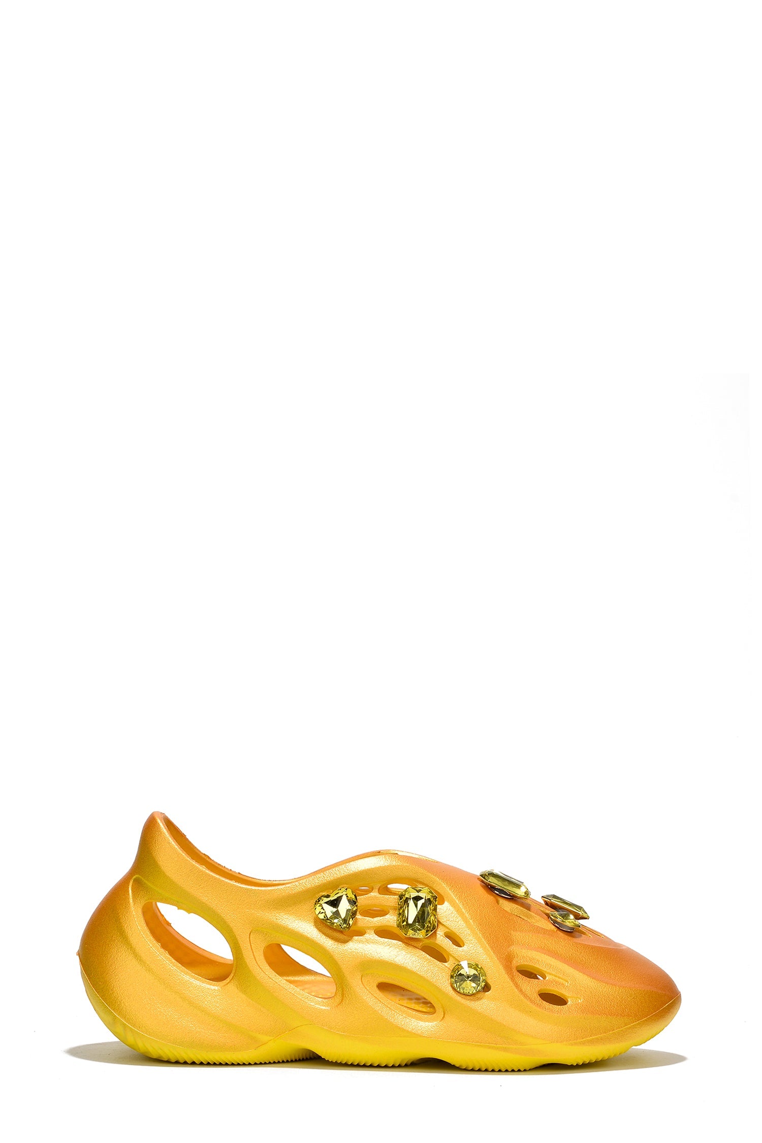 CAPE ROBBIN FUTURISM - GOLD