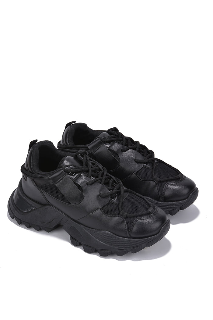 CAPE ROBBIN KELIA - BLACK
