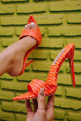 CAPE ROBBIN LETTER - RED