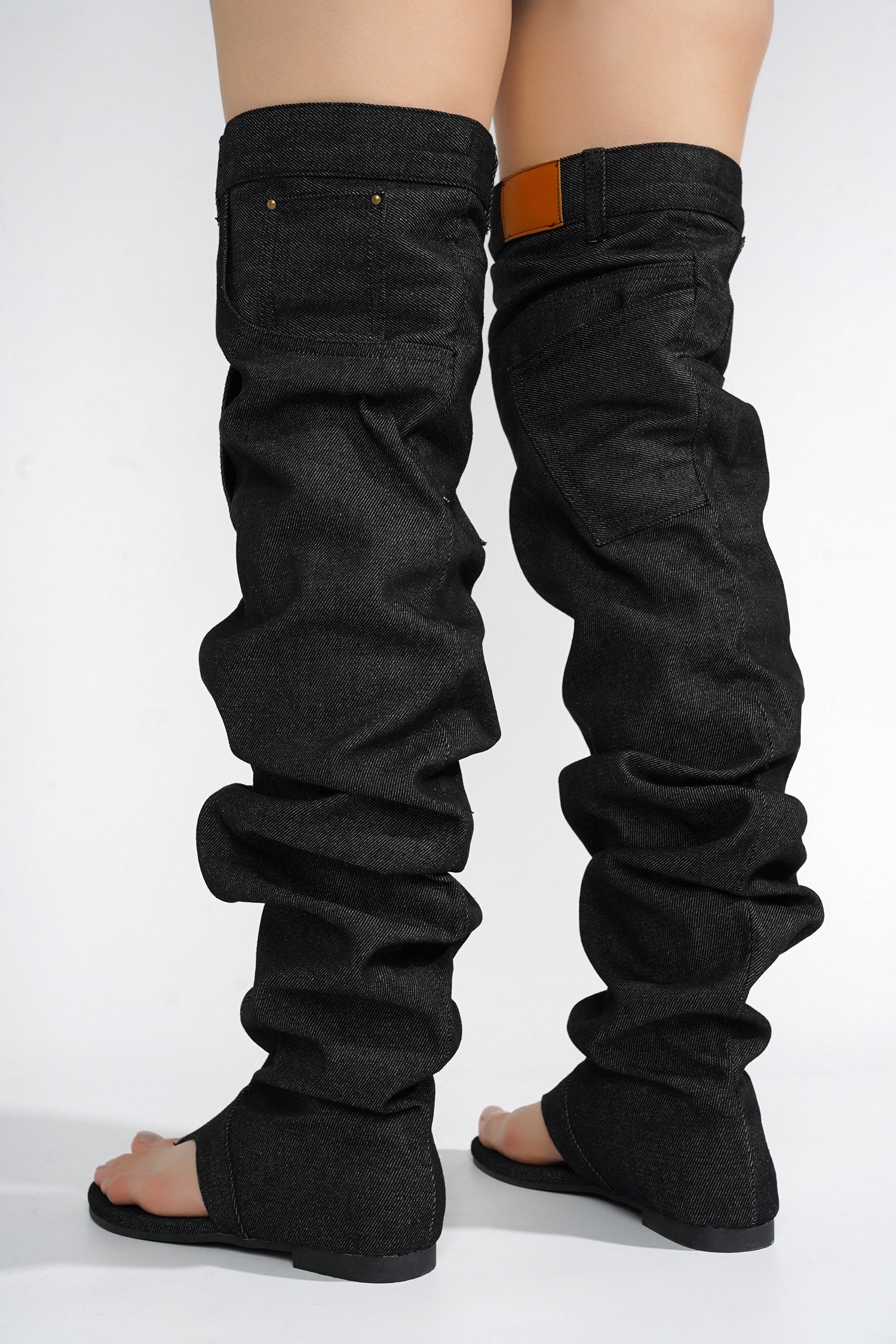 CAPE ROBBIN MALYNDA - BLACK
