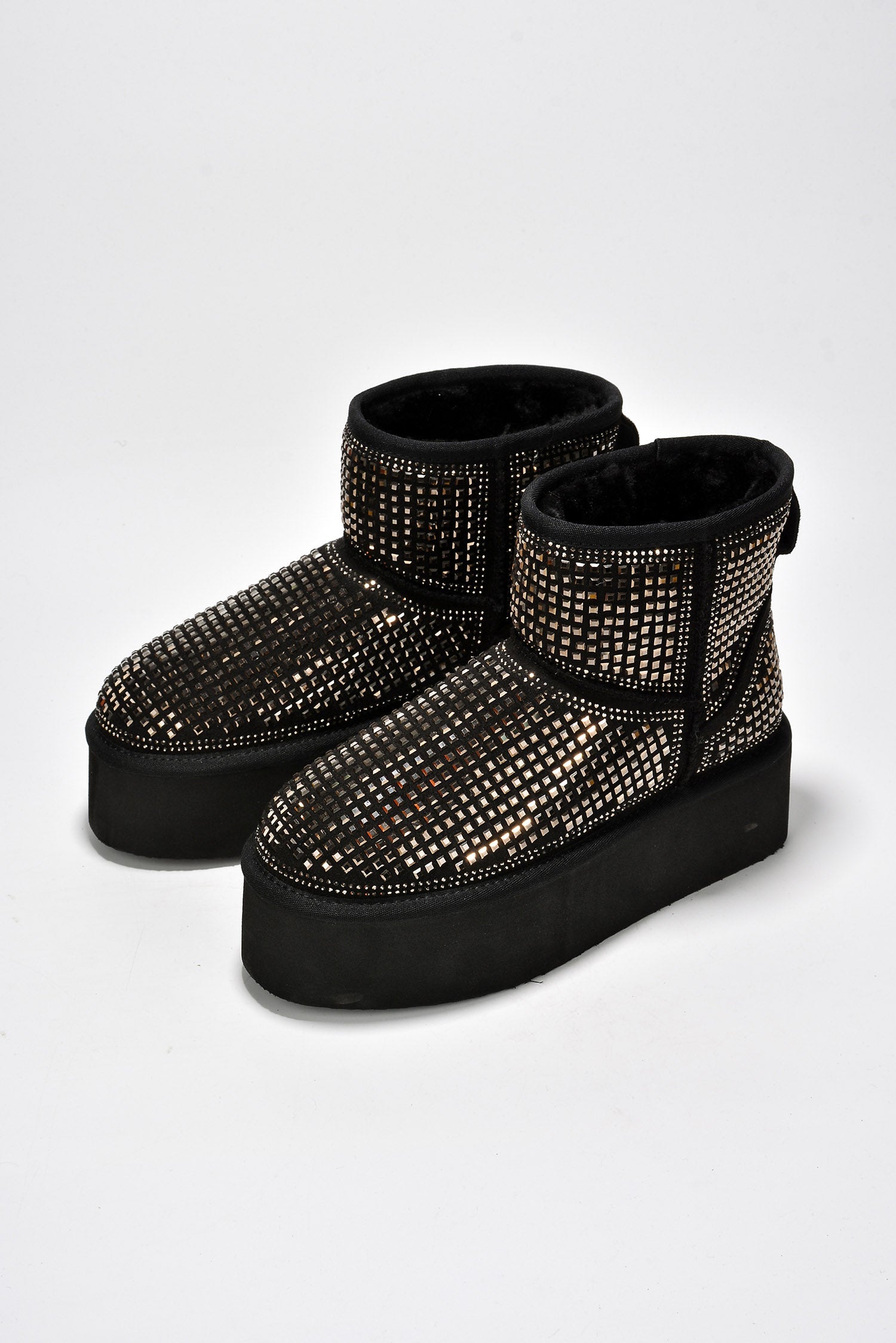 CAPE ROBBIN MAXBE - BLACK