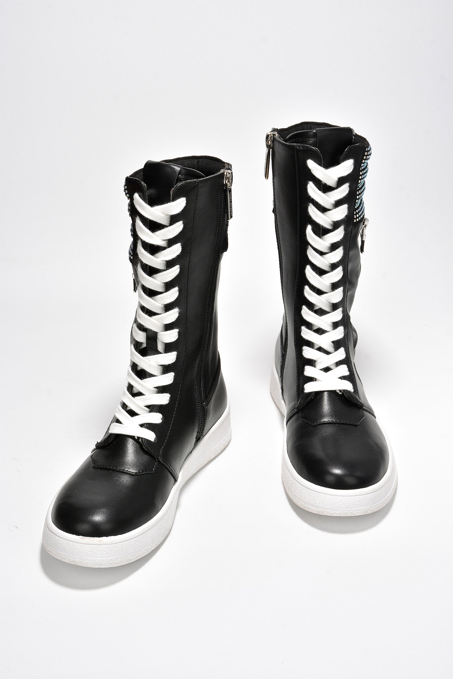 CAPE ROBBIN MEGANI - BLACK