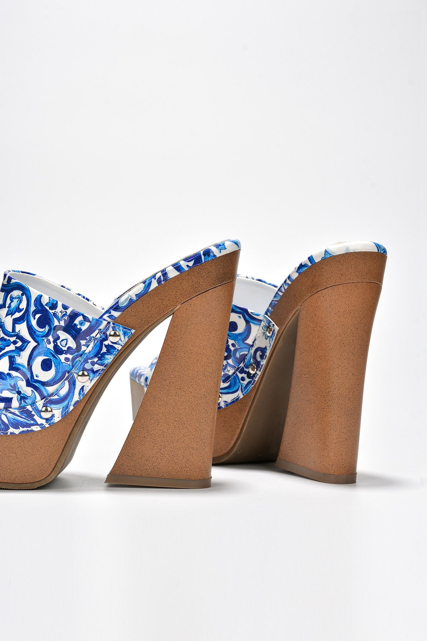 CAPE ROBBIN MOIKA - PRINT