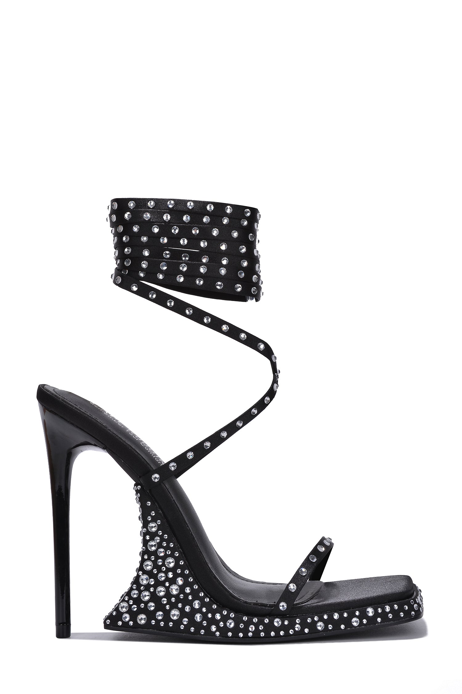 CAPE ROBBIN NADURA - BLACK
