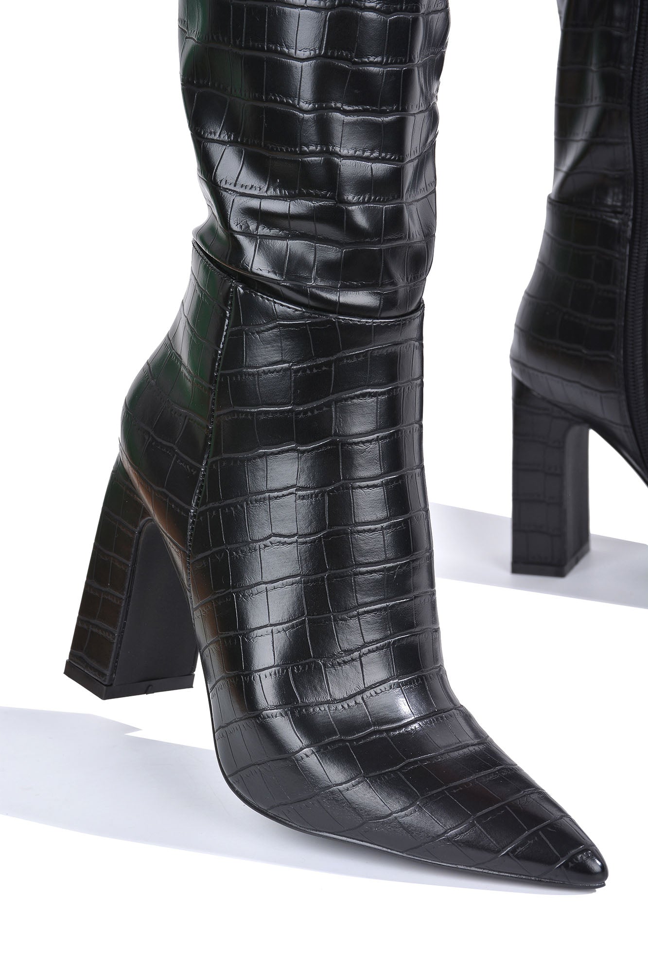 CAPE ROBBIN SAYWHAT-2 - BLACK