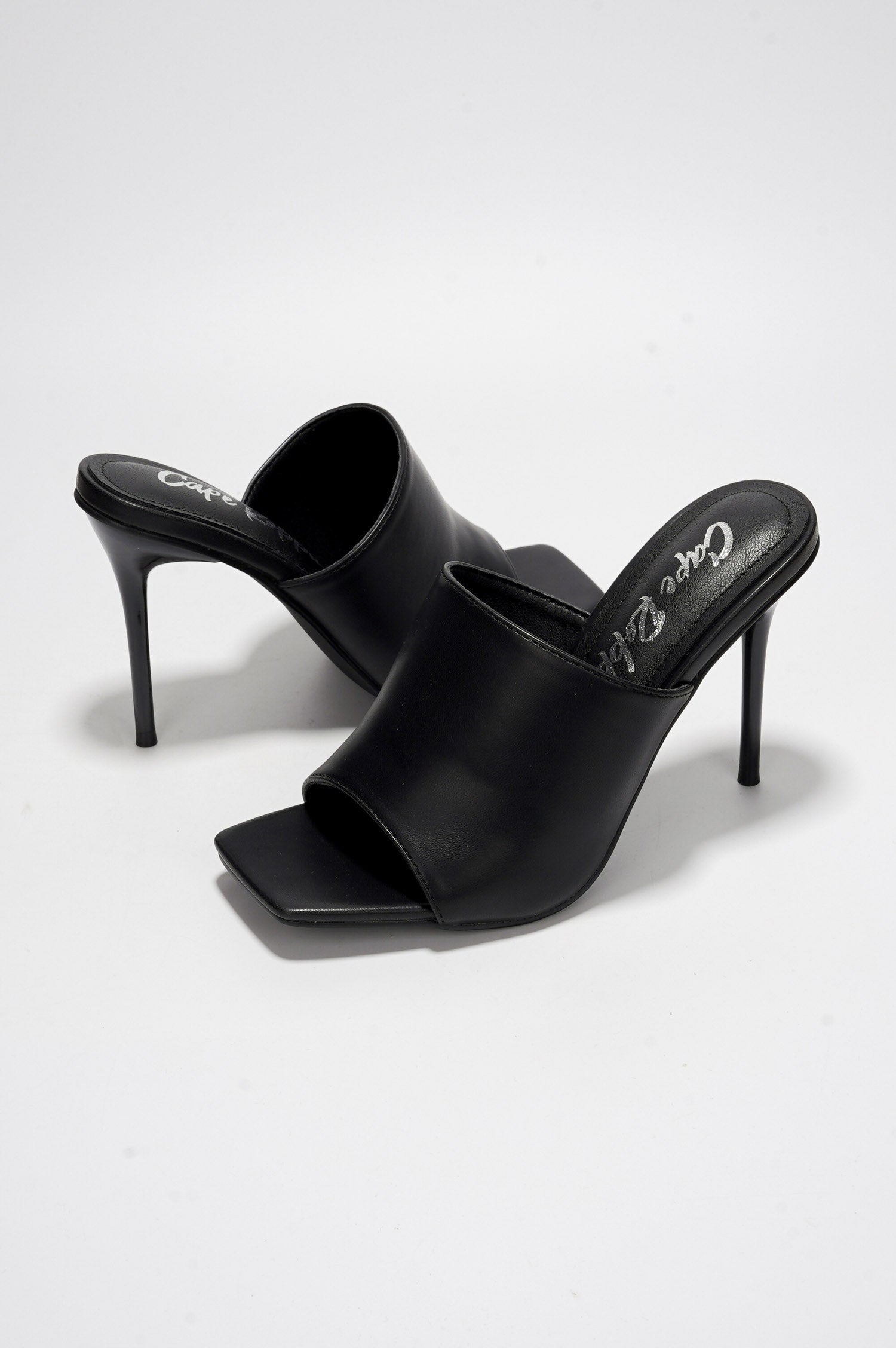 CAPE ROBBIN SUELLEN - BLACK