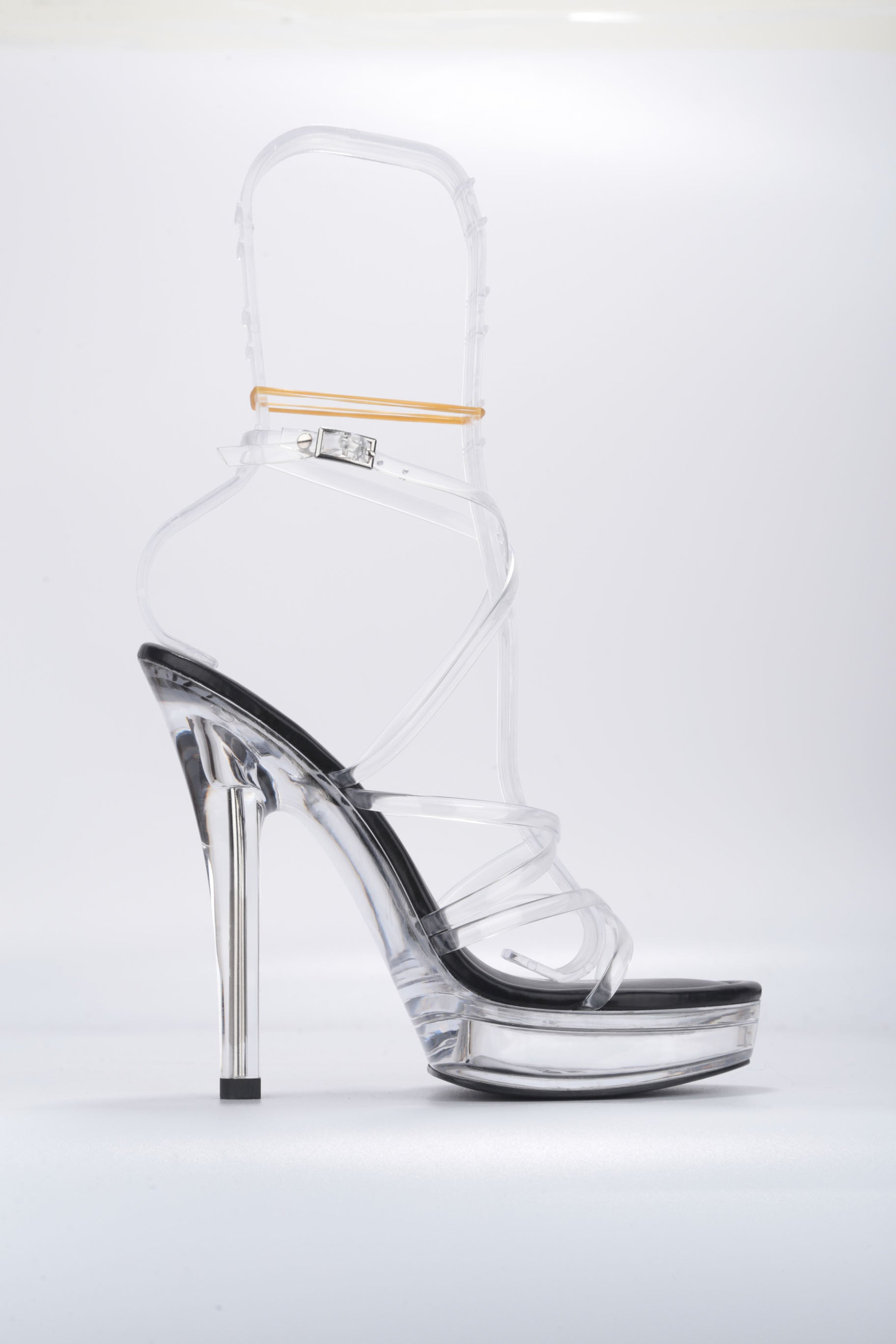 CAPE ROBBIN CELTIC - BLACK