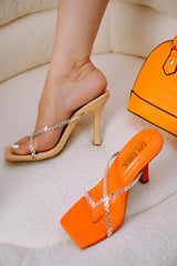 CAPE ROBBIN DESMA - NUDE