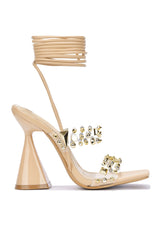 CAPE ROBBIN DINA - NUDE