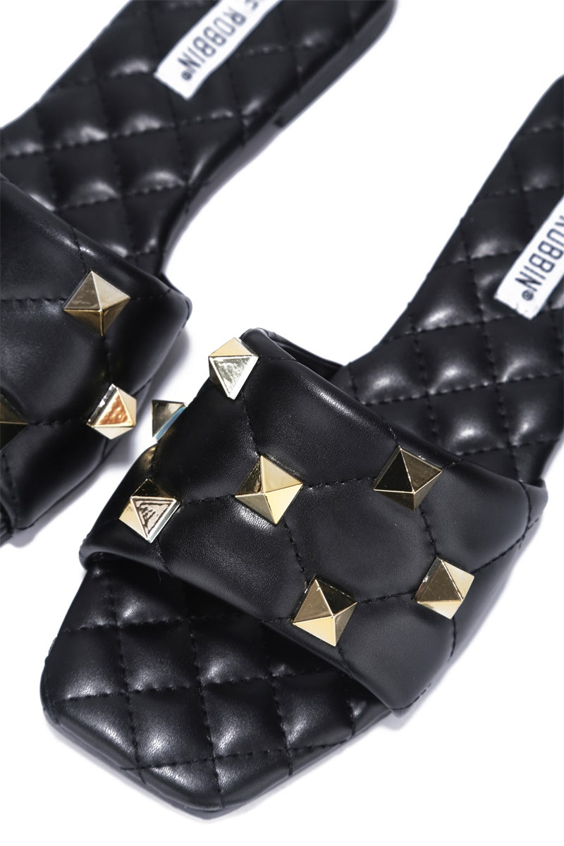 CAPE ROBBIN DOHA - BLACK