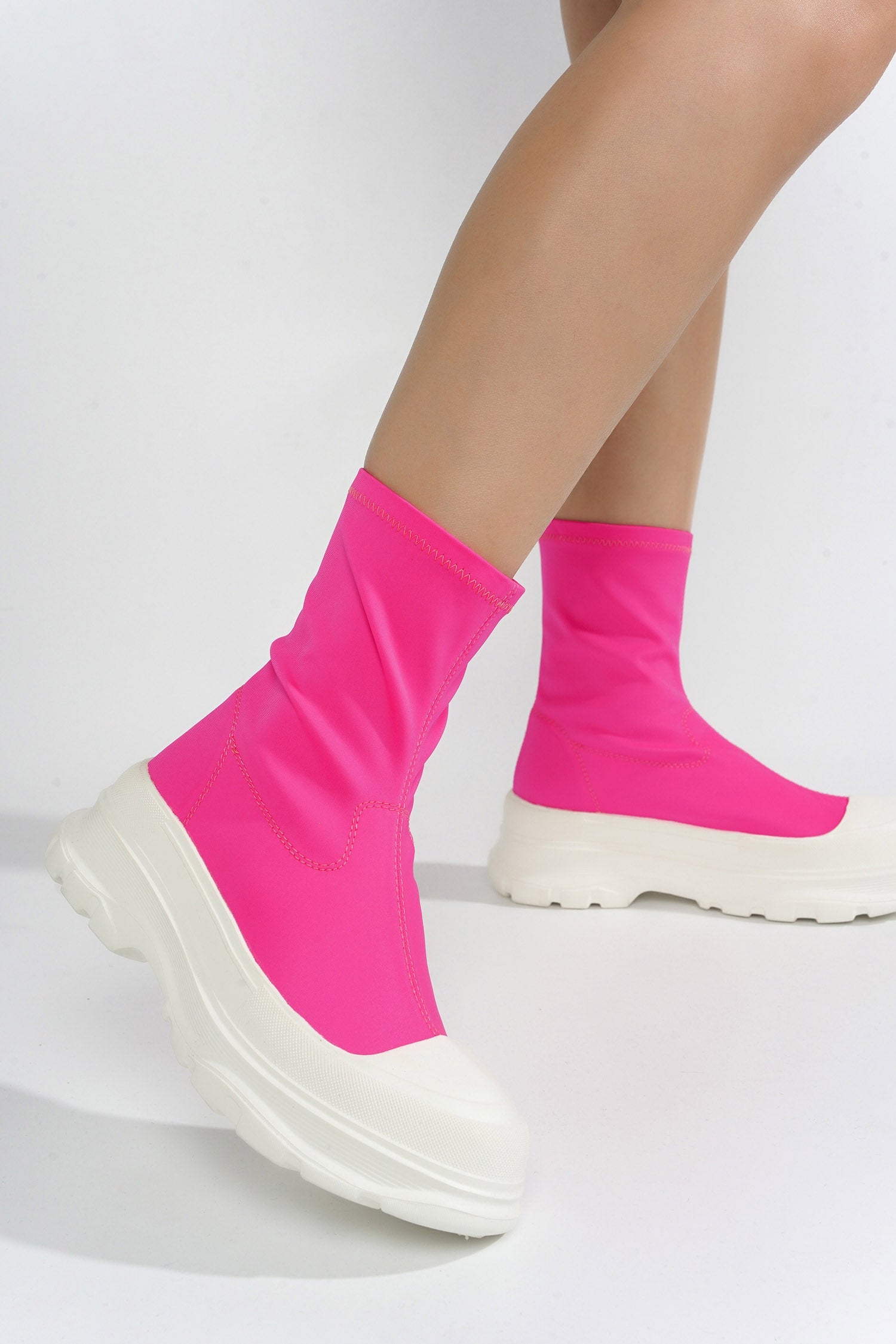 CAPE ROBBIN GIG - PINK