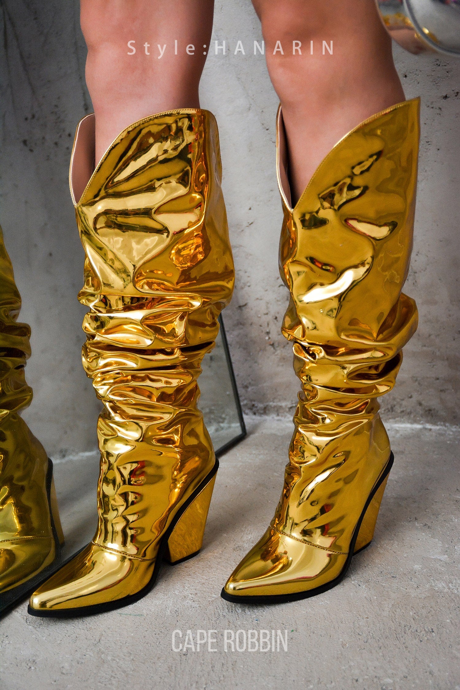CAPE ROBBIN HANARIN - GOLD