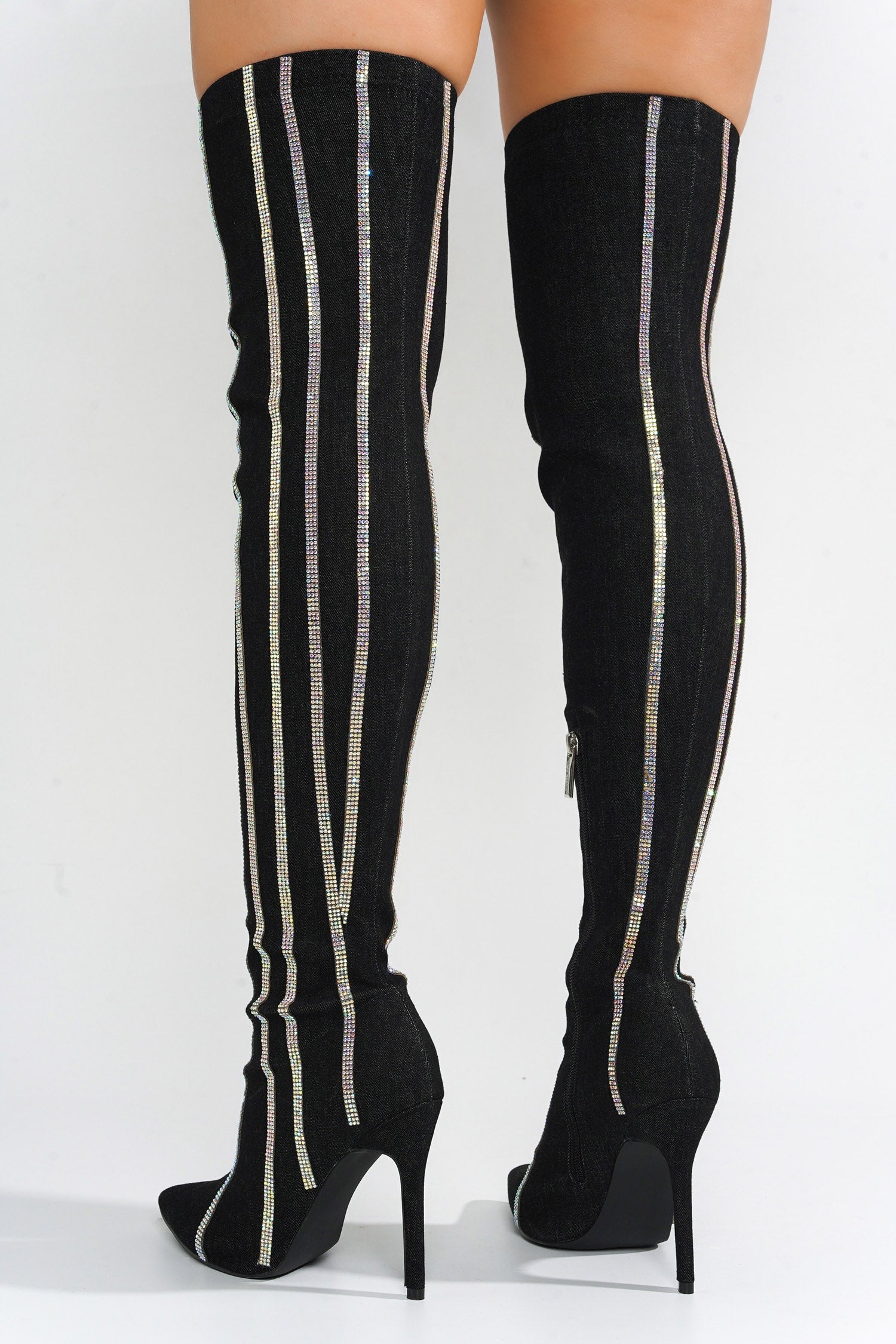 CAPE ROBBIN HIDENIM - BLACK