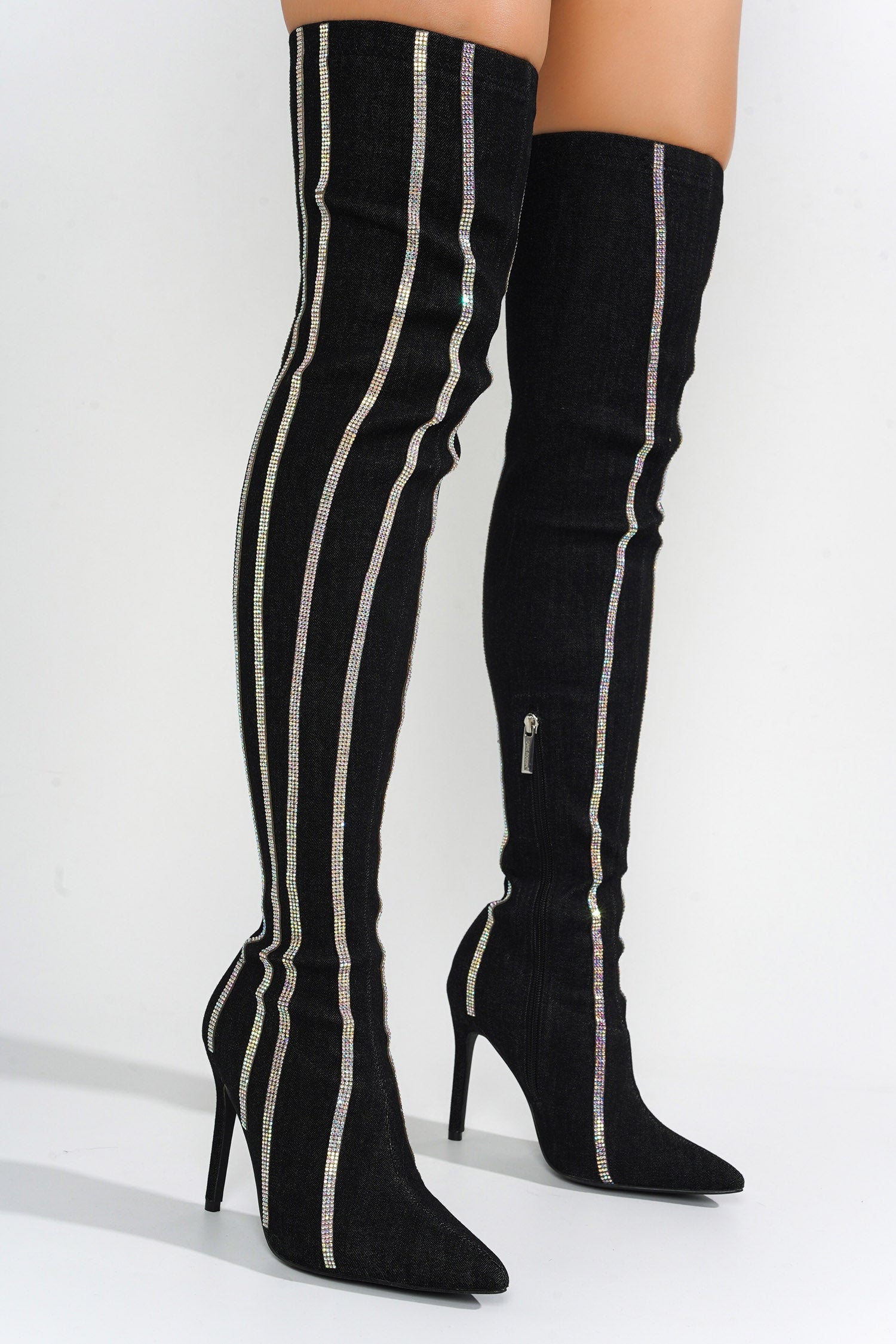 CAPE ROBBIN HIDENIM - BLACK