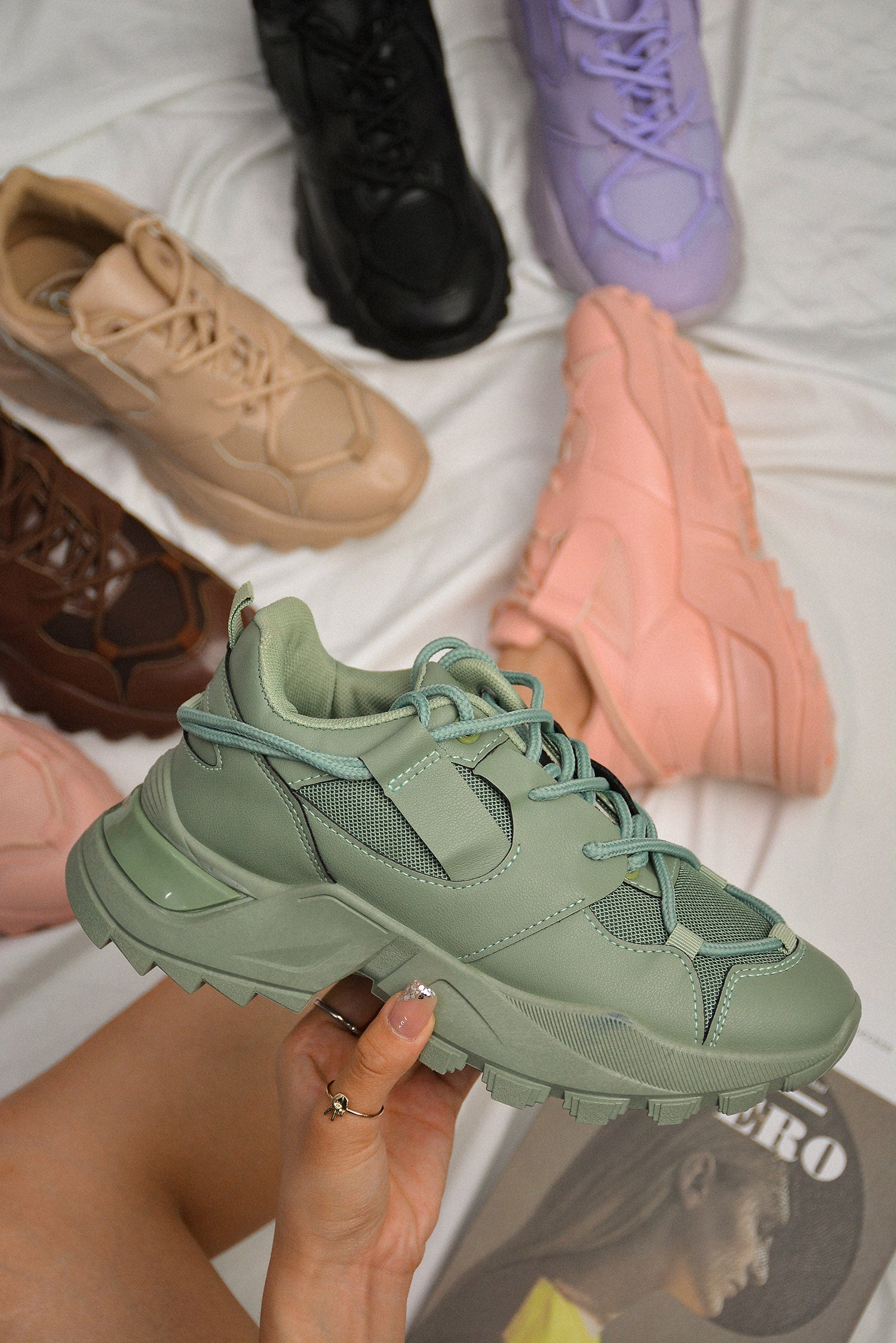 CAPE ROBBIN KELIA - GREEN