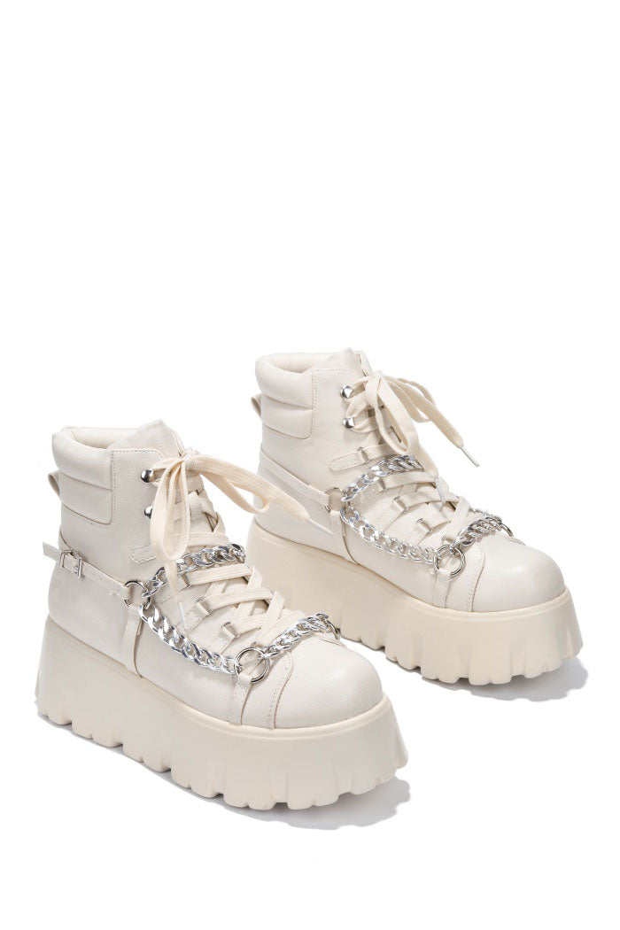 CAPE ROBBIN KRISTAN - OFF WHITE