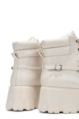 CAPE ROBBIN KRISTAN - OFF WHITE