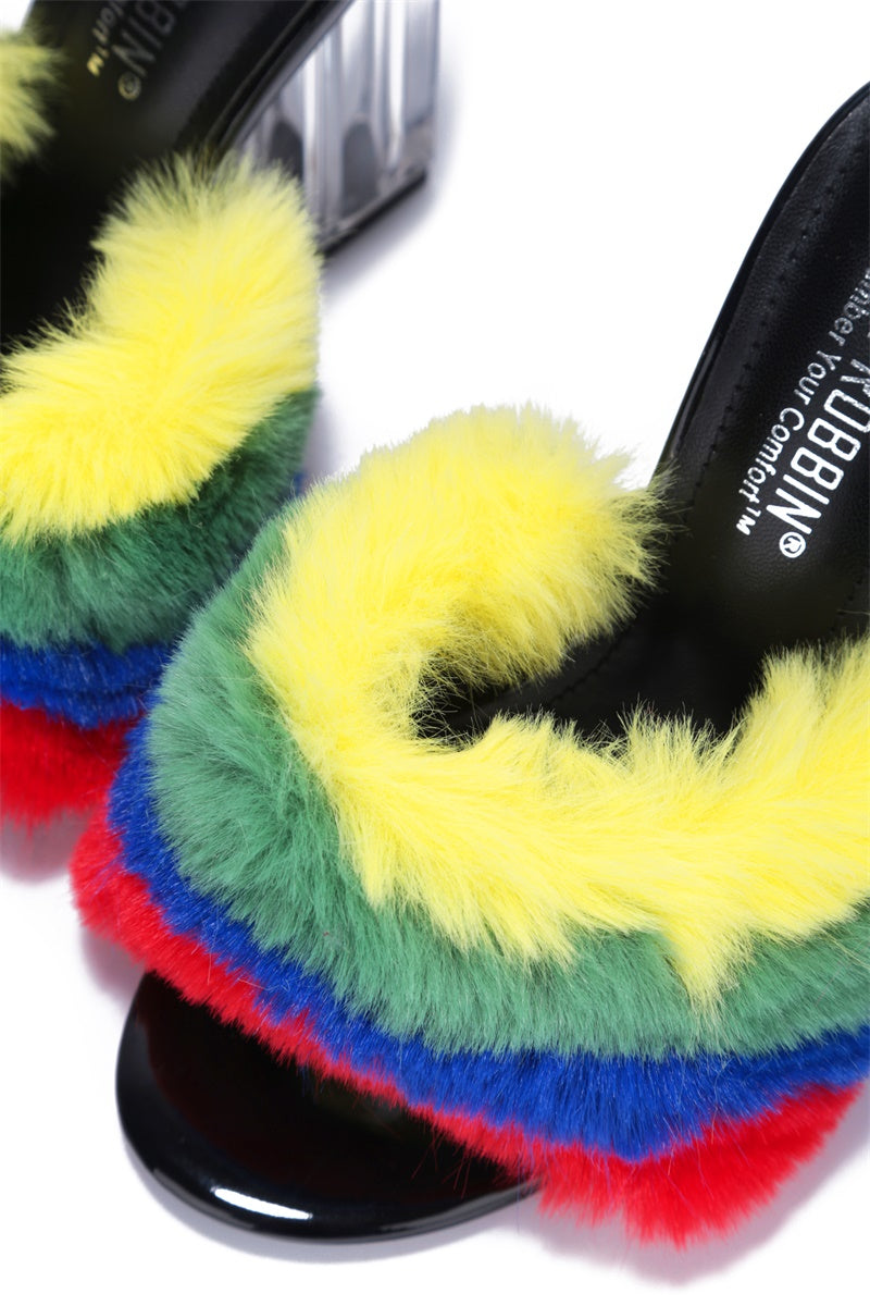 CAPE ROBBIN KURBERRY - RAINBOW