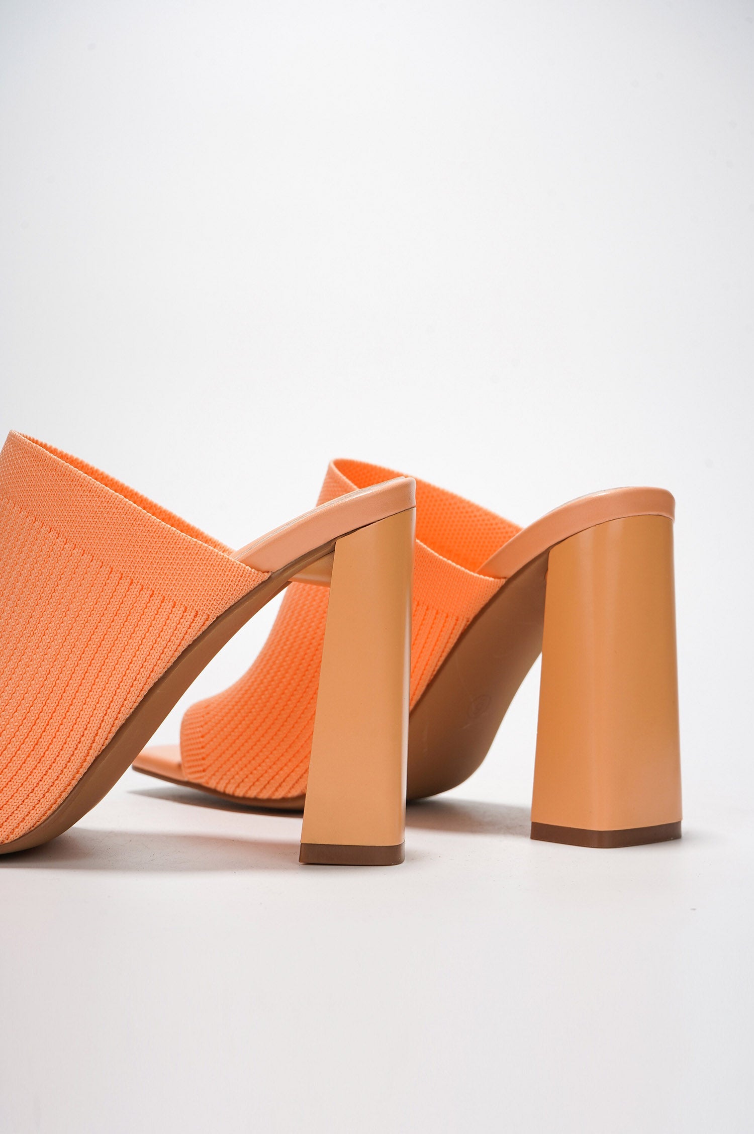 CAPE ROBBIN KYURI - PEACH