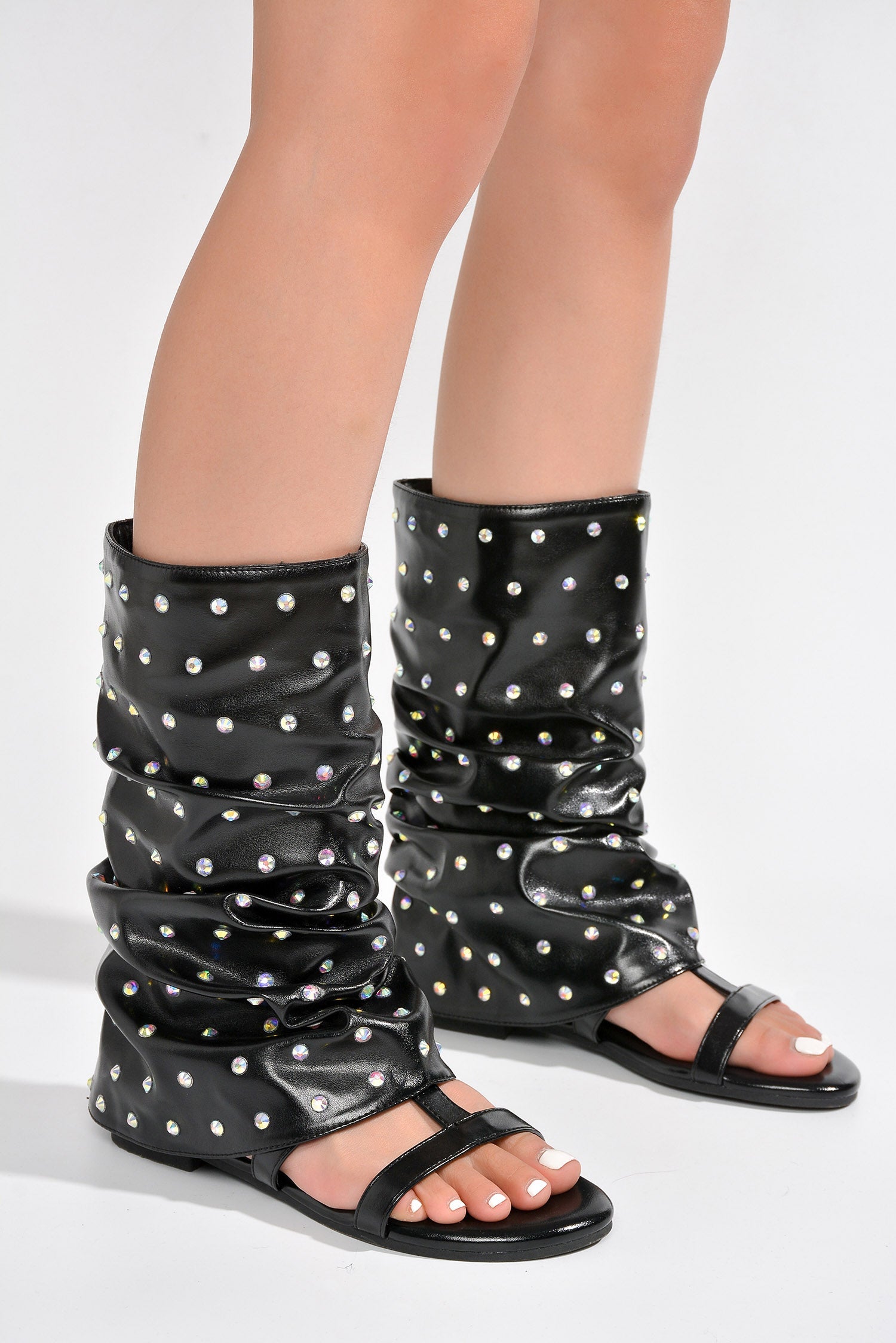 CAPE ROBBIN LAYCO - BLACK
