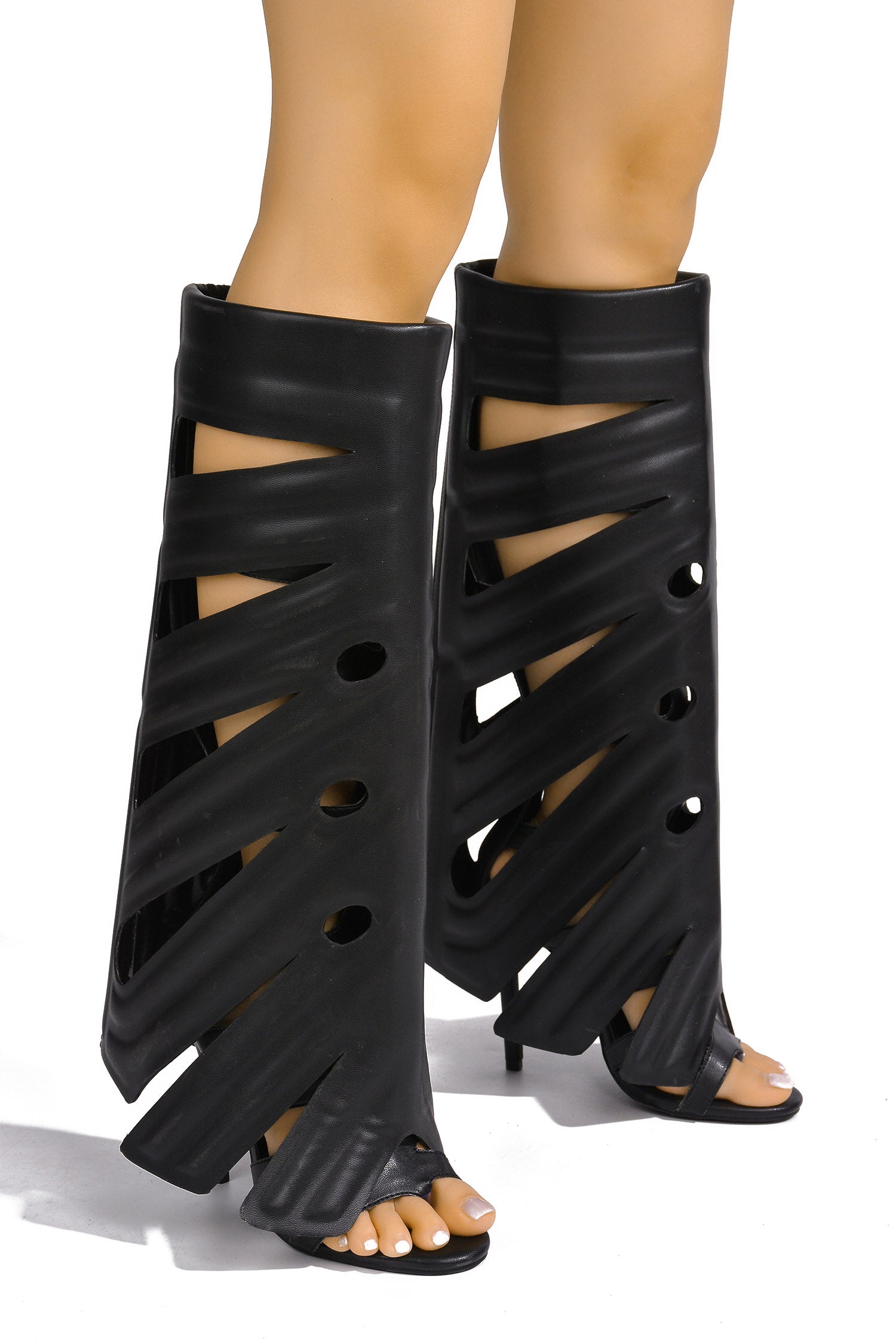 CAPE ROBBIN LEAF - BLACK