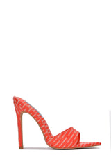 CAPE ROBBIN LETTER - RED