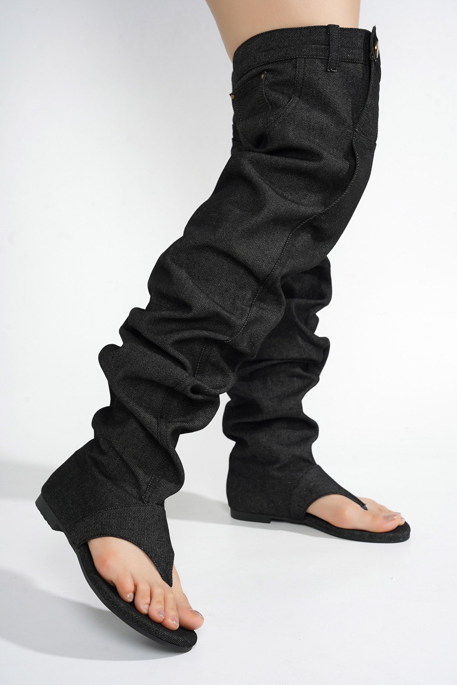 CAPE ROBBIN MALYNDA - BLACK
