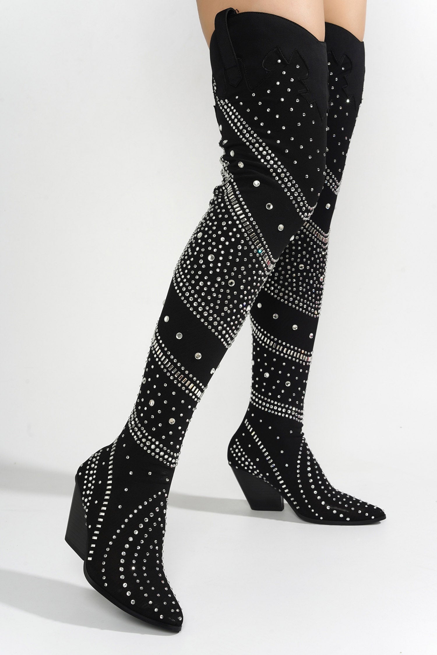 CAPE ROBBIN MODIM - BLACK