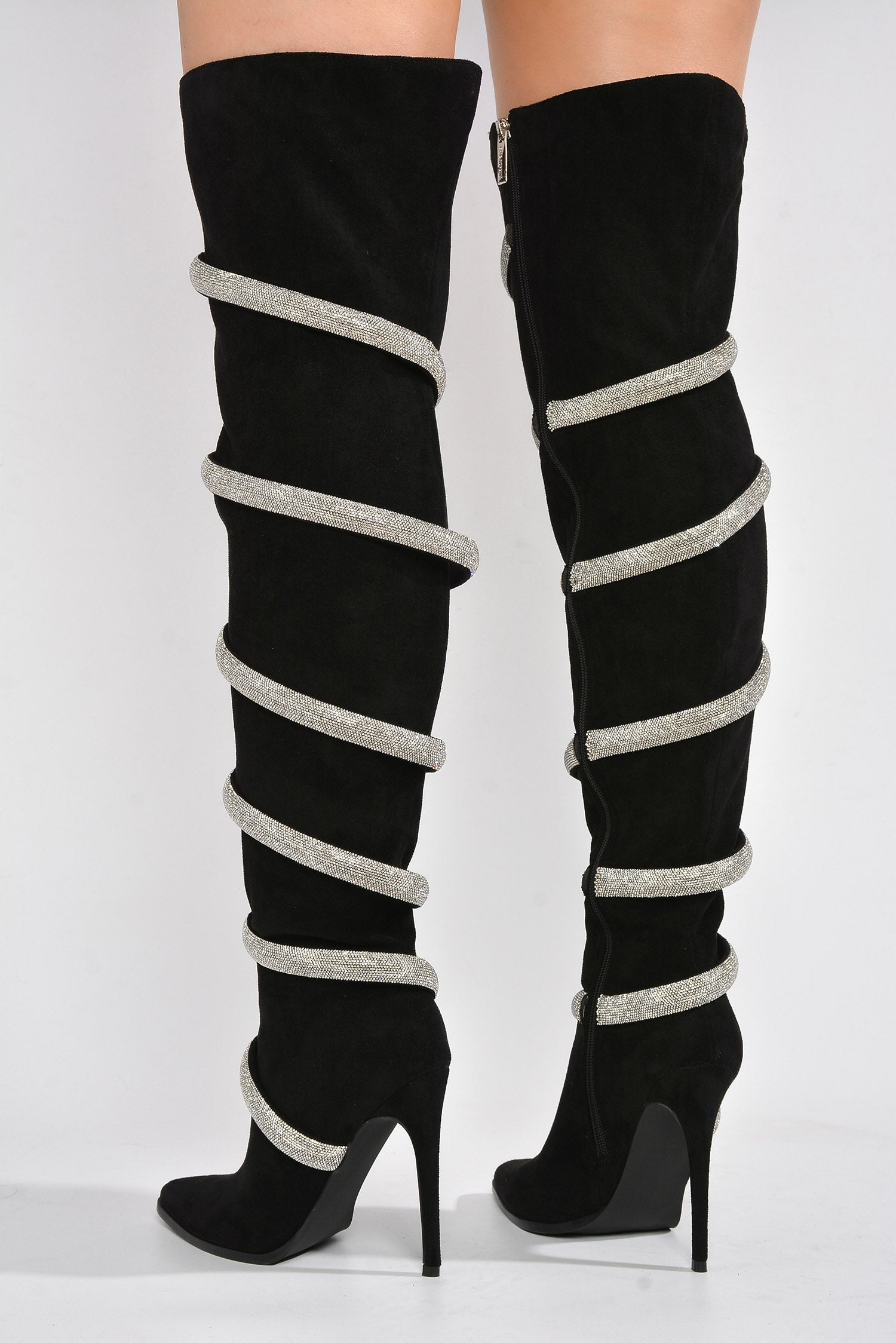 CAPE ROBBIN ROLLY - BLACK