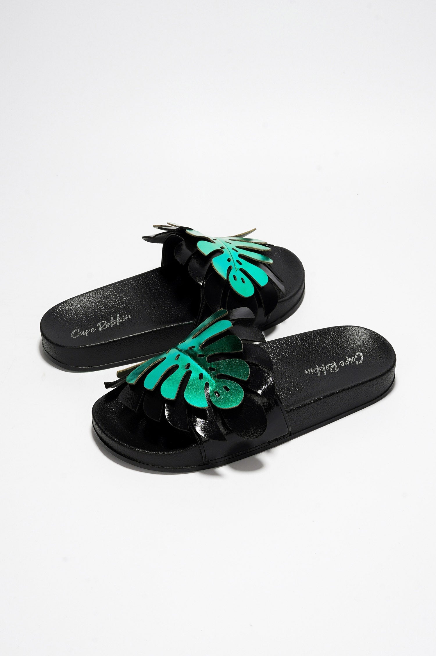 CAPE ROBBIN SHARAI - BLACK