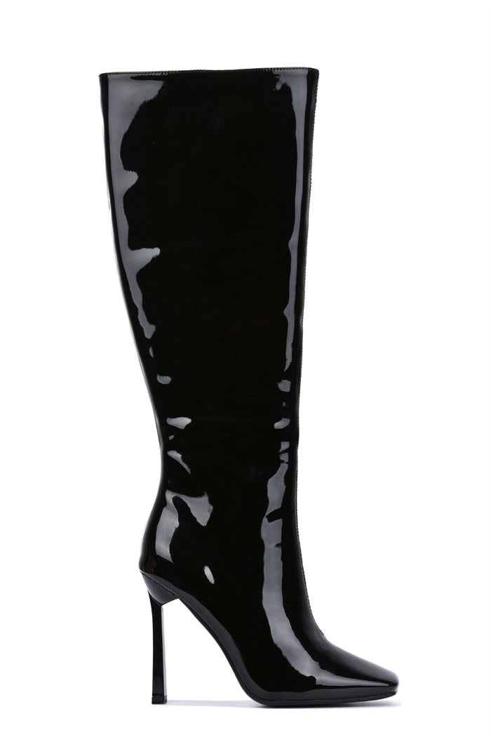 CAPE ROBBIN SIMONI - BLACK
