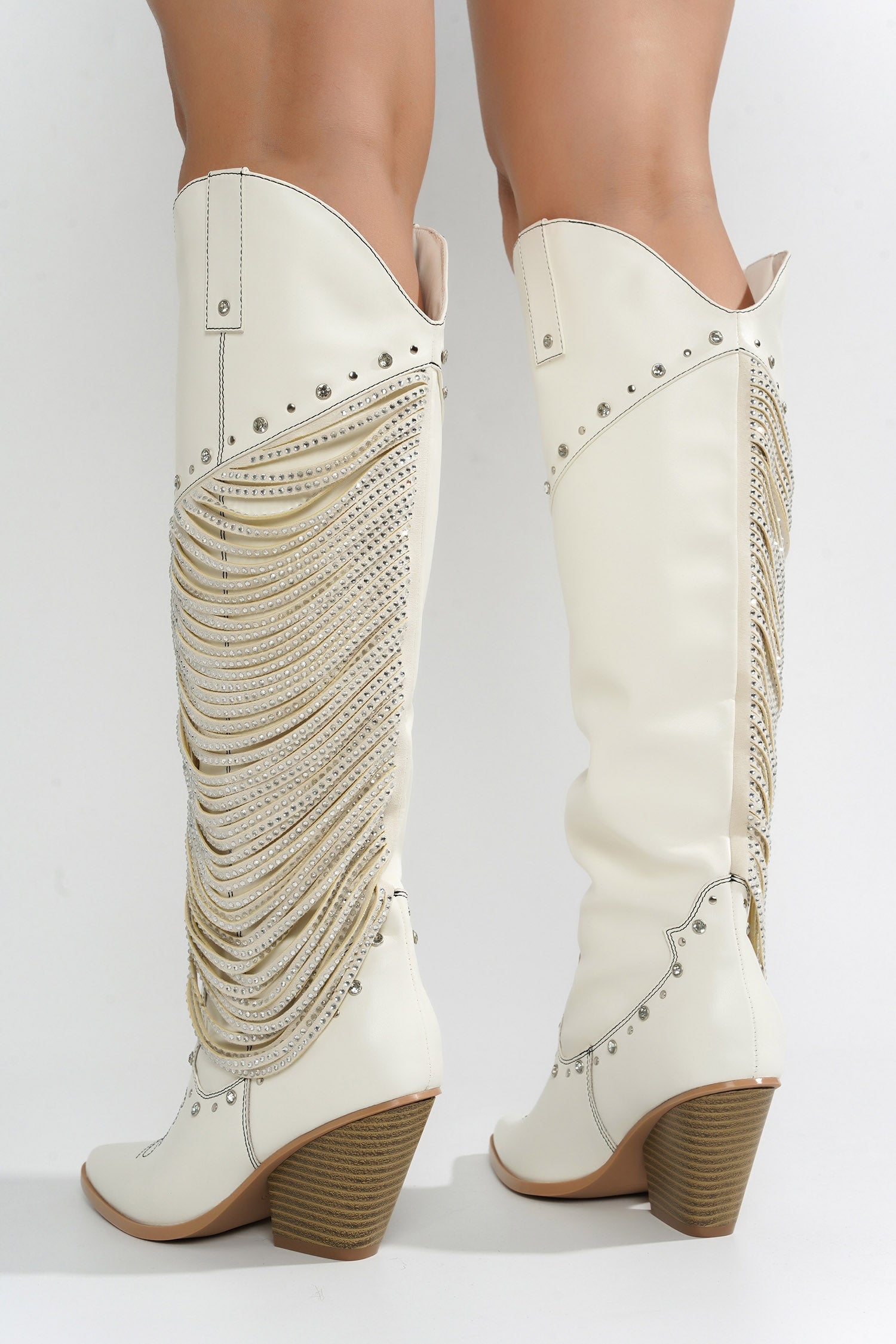 CAPE ROBBIN STIKA - WHITE