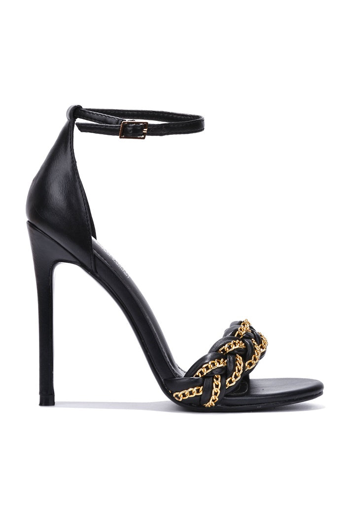 CAPE ROBBIN STORMI - BLACK