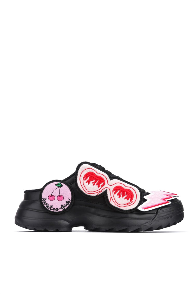 CAPE ROBBIN TGIF - BLACK