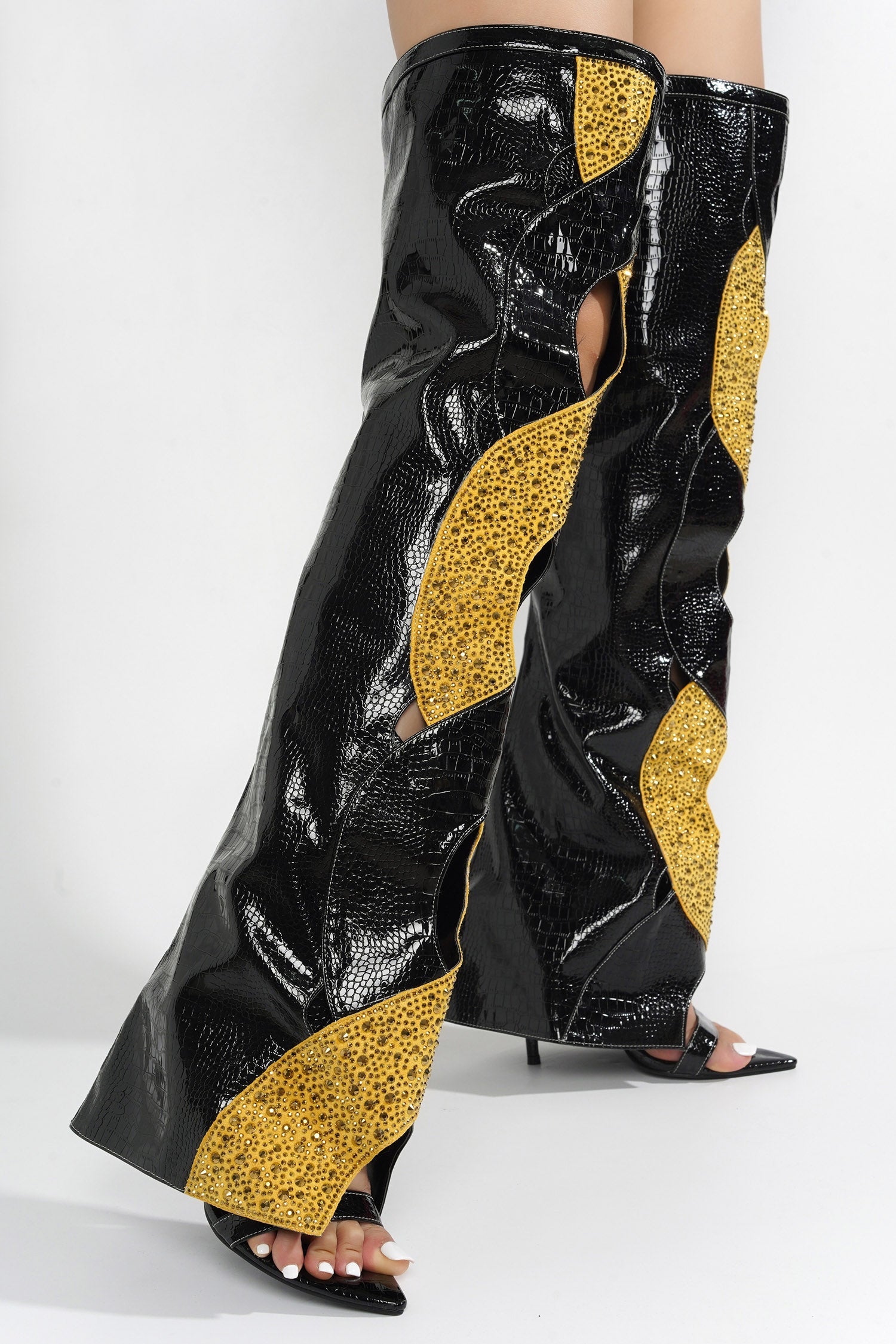 CAPE ROBBIN TOTOGA - BLACK